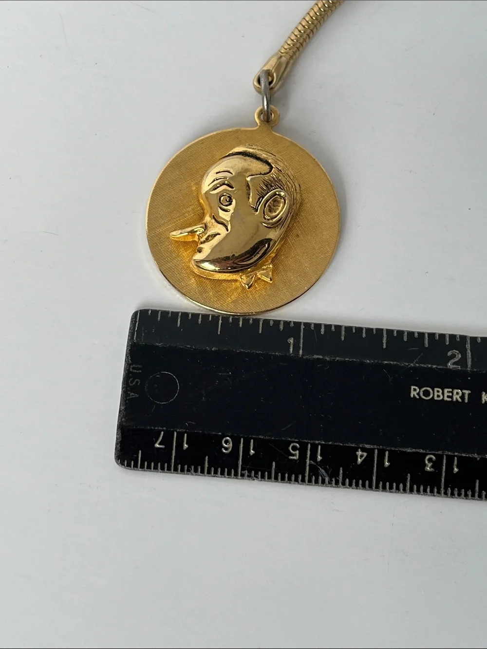 Vintage Bob Hope Gold Tone Keychain Celebrity Souvenir Comic Caricature Key Ring